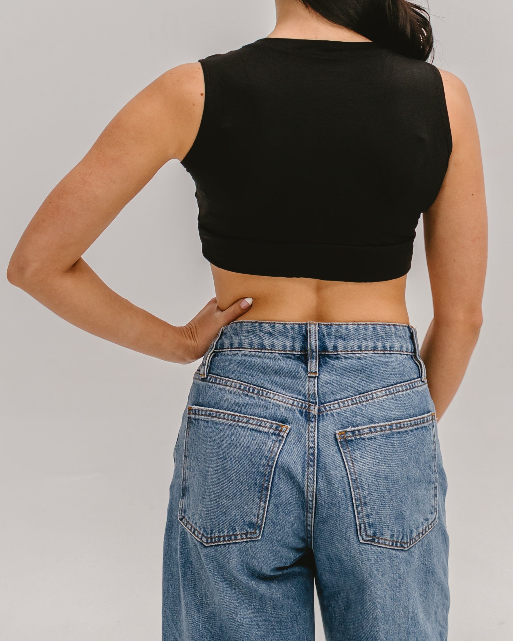 Crew Neck Tank Halftee